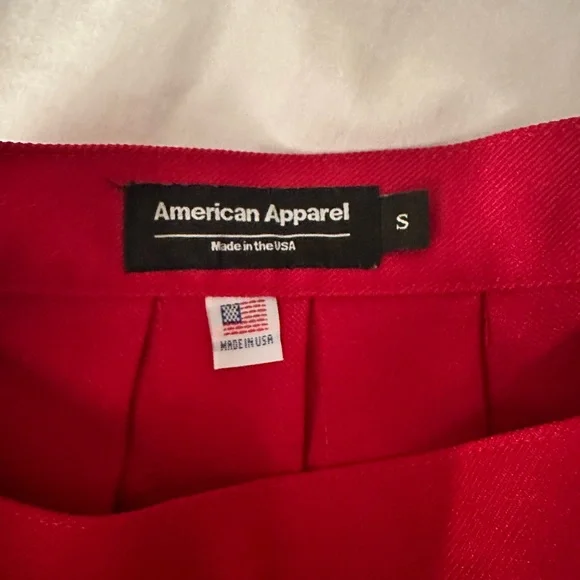 American Apparel Pleated Tennis Skirt - Picture 2 of 2